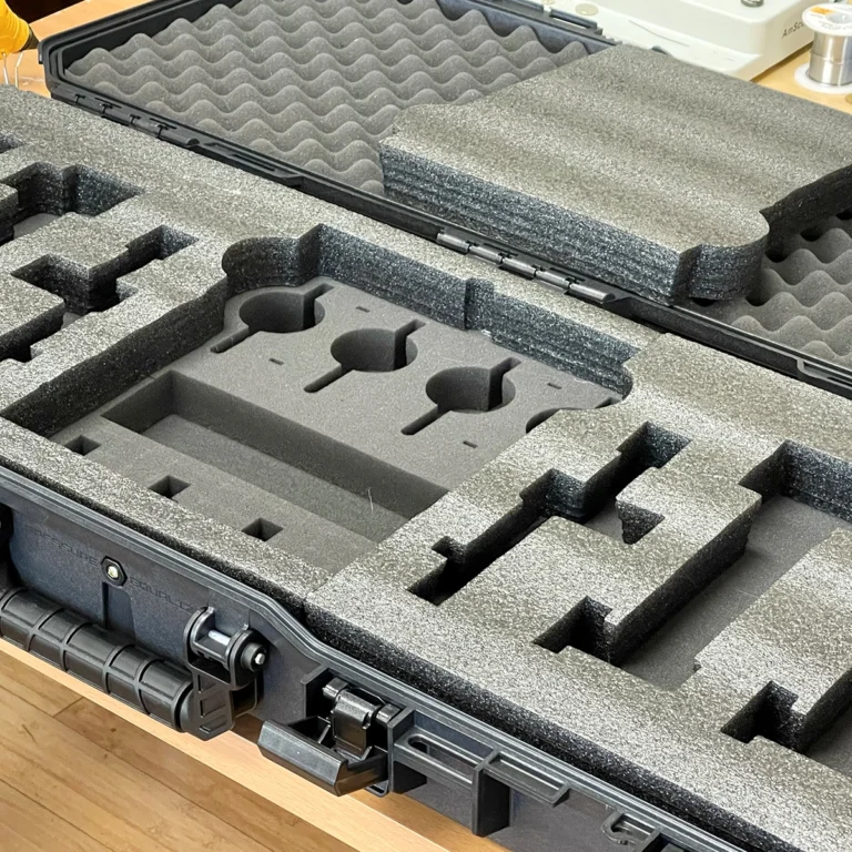 This BlueDial Kit includes 4x BlueDial Bluetooth Digital Dial Indicators and 6x Magbases in a large Plano protective carrying case with custom laser-cut foam. #BlueDial #WirelessMeasurement #CustomApplicationKit [Ref: 1125250243]