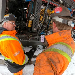 Sandvik Hands Off Testing (SHOT) Kit – We partnered with Sandvik to create custom SHOT kits, for wireless inspection and testing across different locations. These kits include various wireless measurement gauges and sensors. #SHOTkit #WirelessMeasurement #InTheField #Sandvik [Ref: 1217251222]