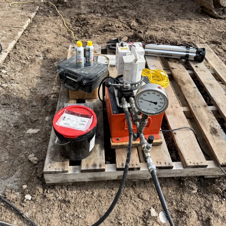 PileSense™ Wireless Load Deflection Test Kit – Keller used this PileSense™ kit which included BluePot Bluetooth String Pots and a BluePSI Bluetooth Pressure Sensor. #PileSense #WirelessMeasurement #InTheField [Ref: 1125251014]